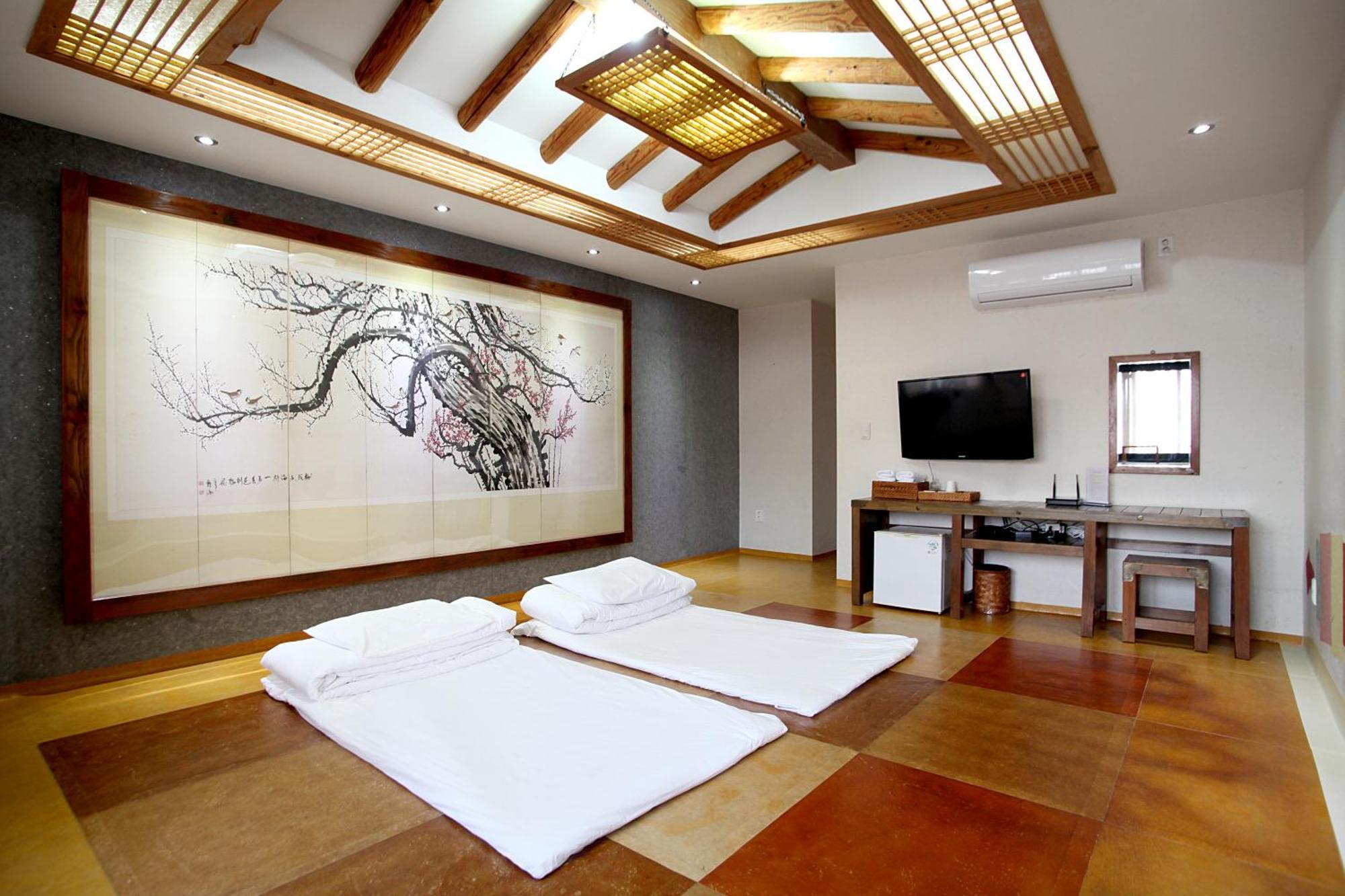 Jeonju Hanok Taejogung Hotel Quarto foto