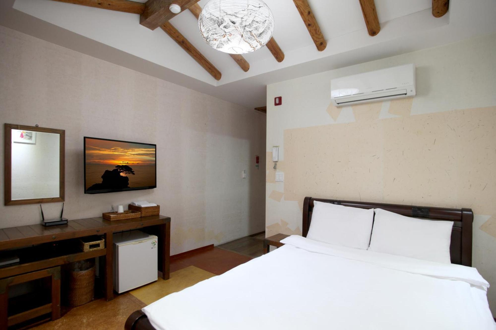 Jeonju Hanok Taejogung Hotel Quarto foto